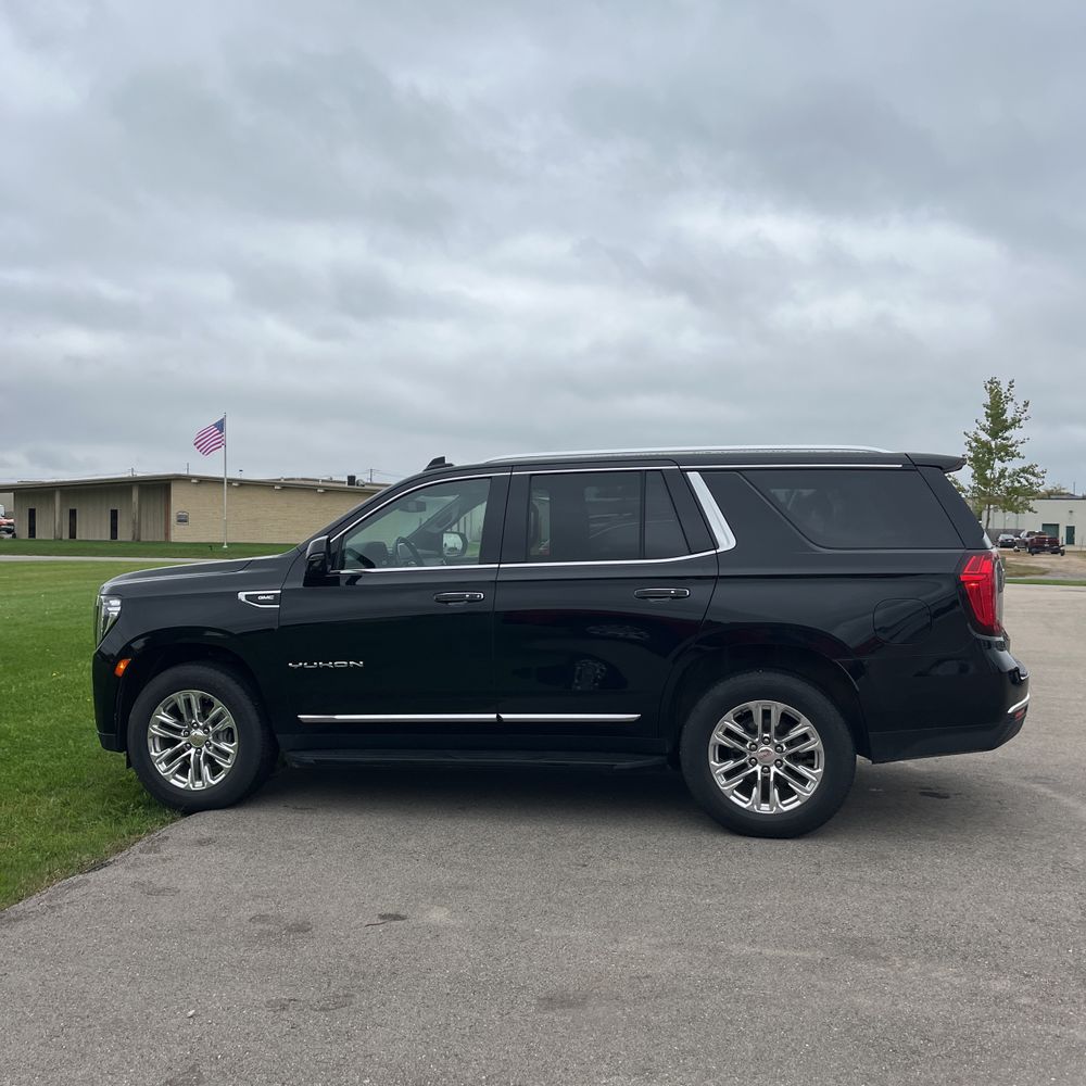 2021 GMC Yukon SLT