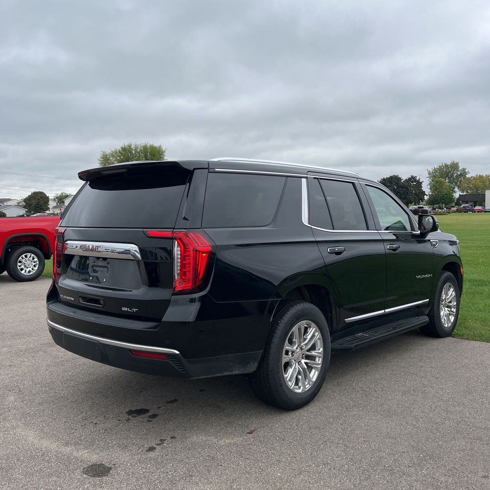 2021 GMC Yukon SLT