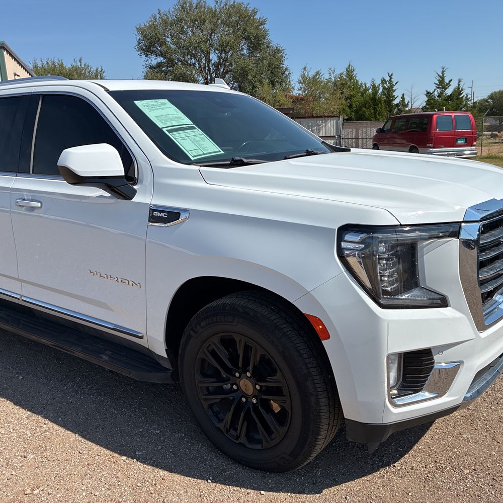 2023 GMC Yukon SLT
