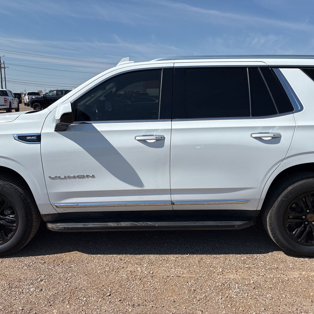 2023 GMC Yukon SLT