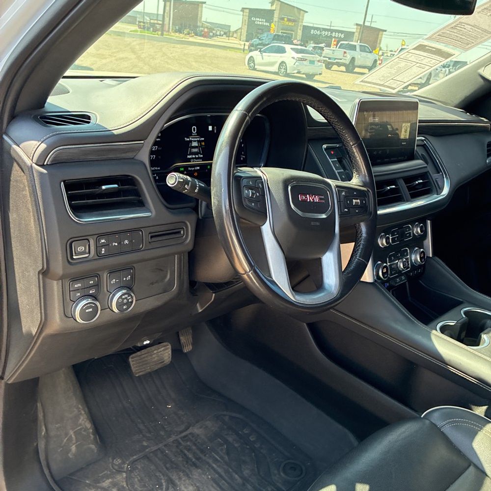 2023 GMC Yukon SLT