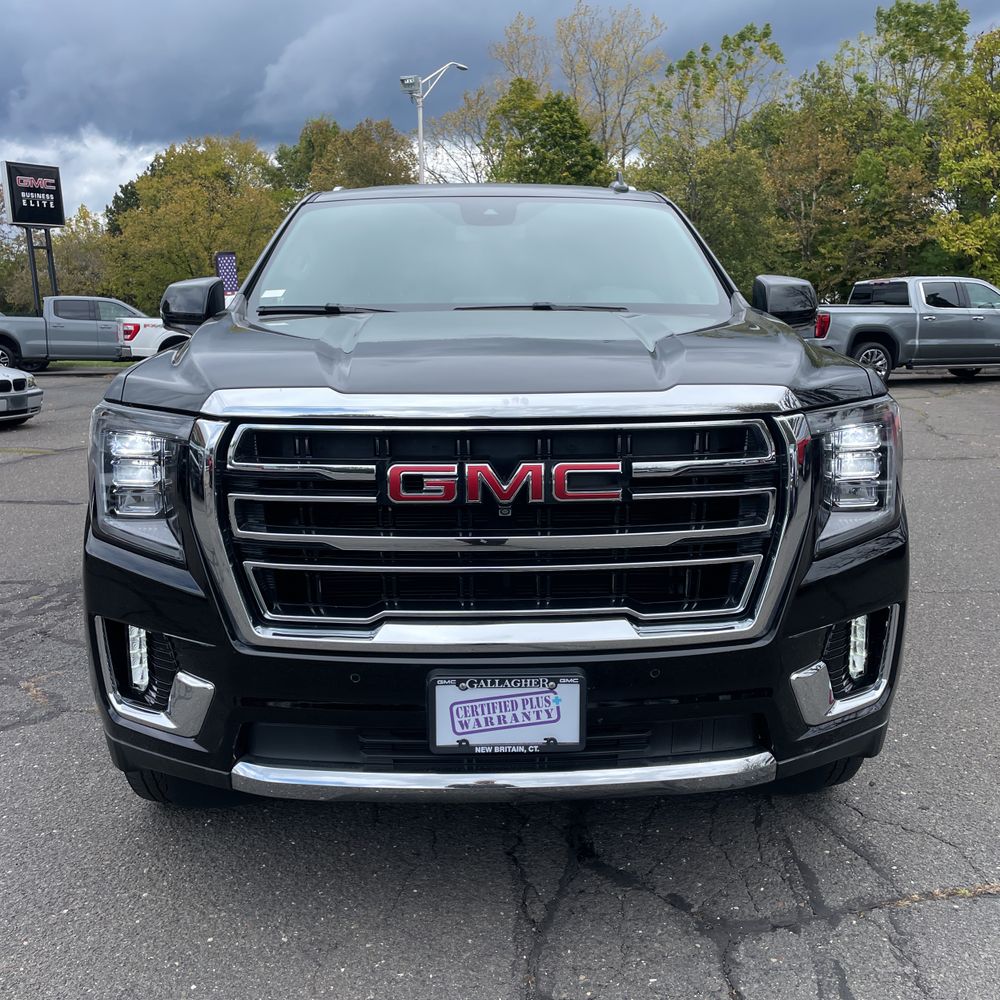 2024 GMC Yukon SLT