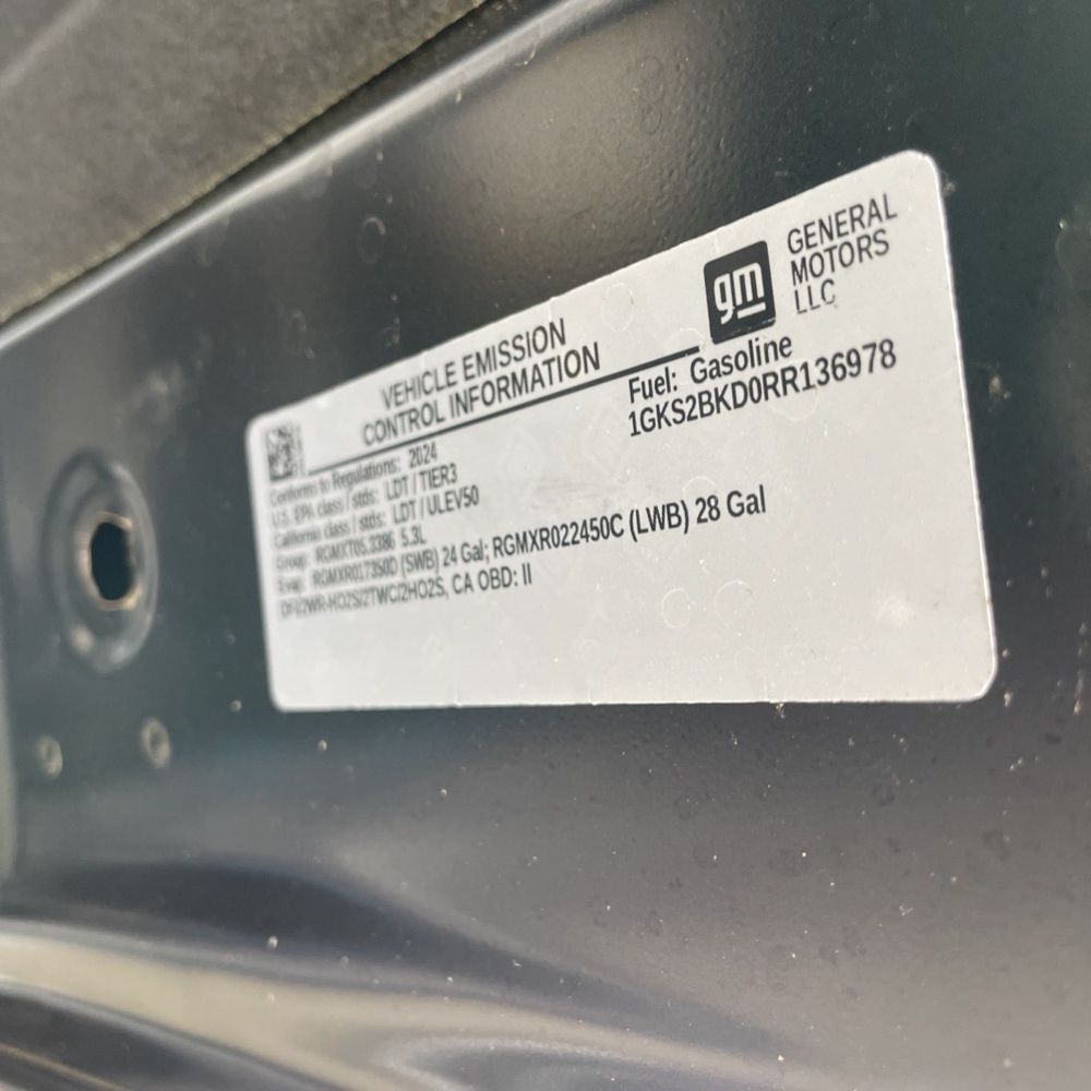2024 GMC Yukon SLT