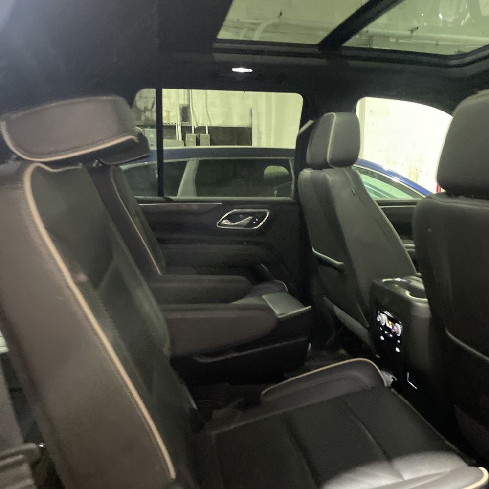 2021 GMC Yukon SLT 4D SUV 4WD