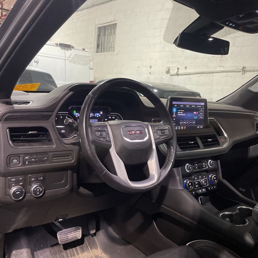 2021 GMC Yukon SLT 4D SUV 4WD