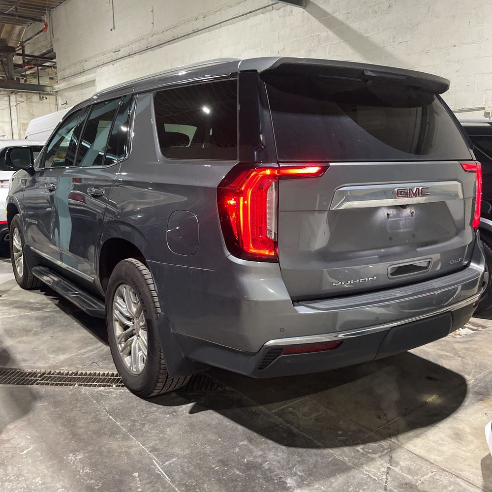 2021 GMC Yukon SLT 4D SUV 4WD