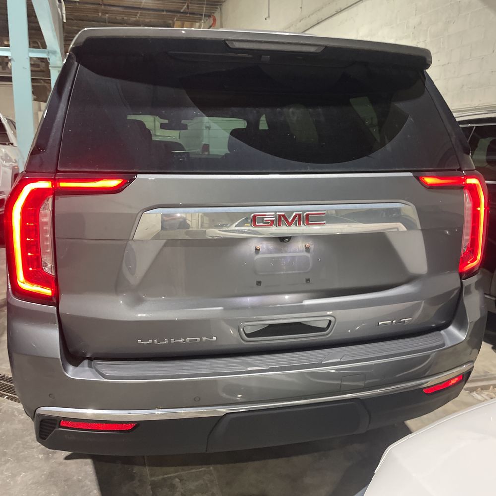 2021 GMC Yukon SLT 4D SUV 4WD