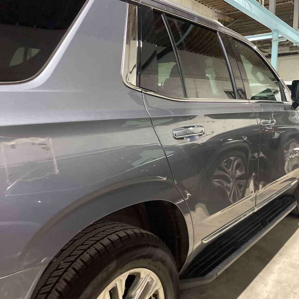 2021 GMC Yukon SLT 4D SUV 4WD
