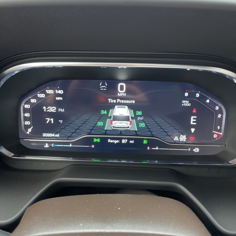2024 GMC Yukon SLT