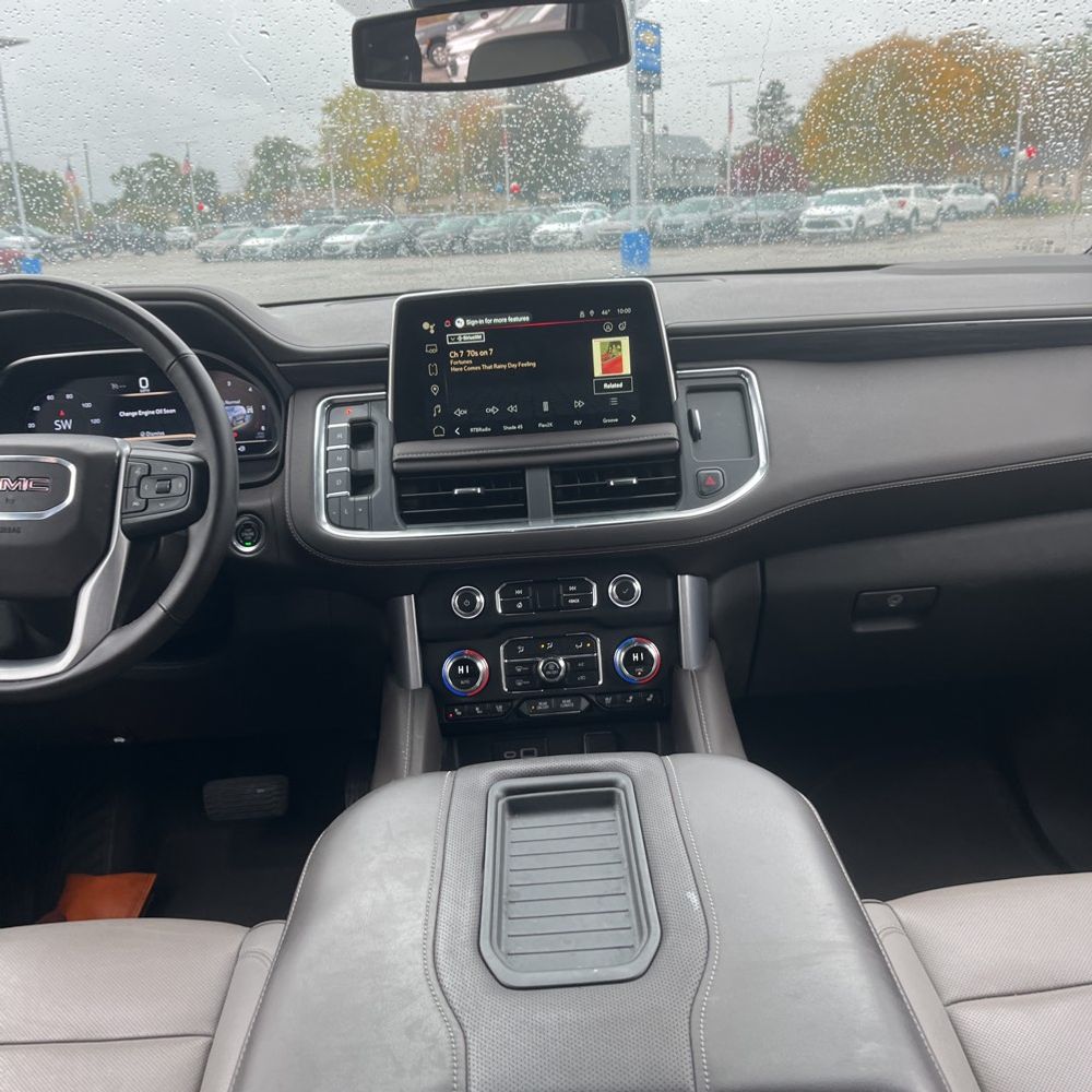 2024 GMC Yukon SLT