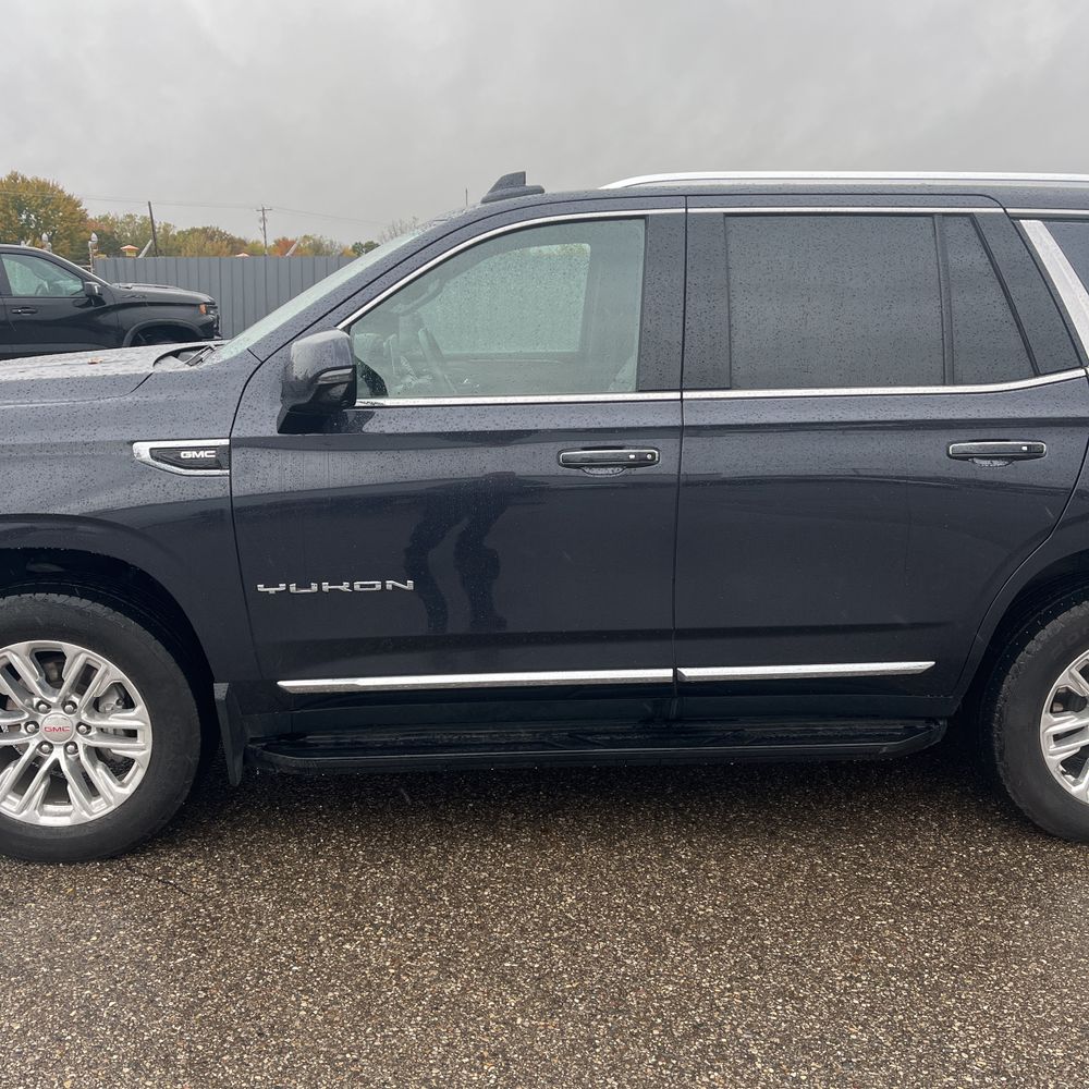 2024 GMC Yukon SLT