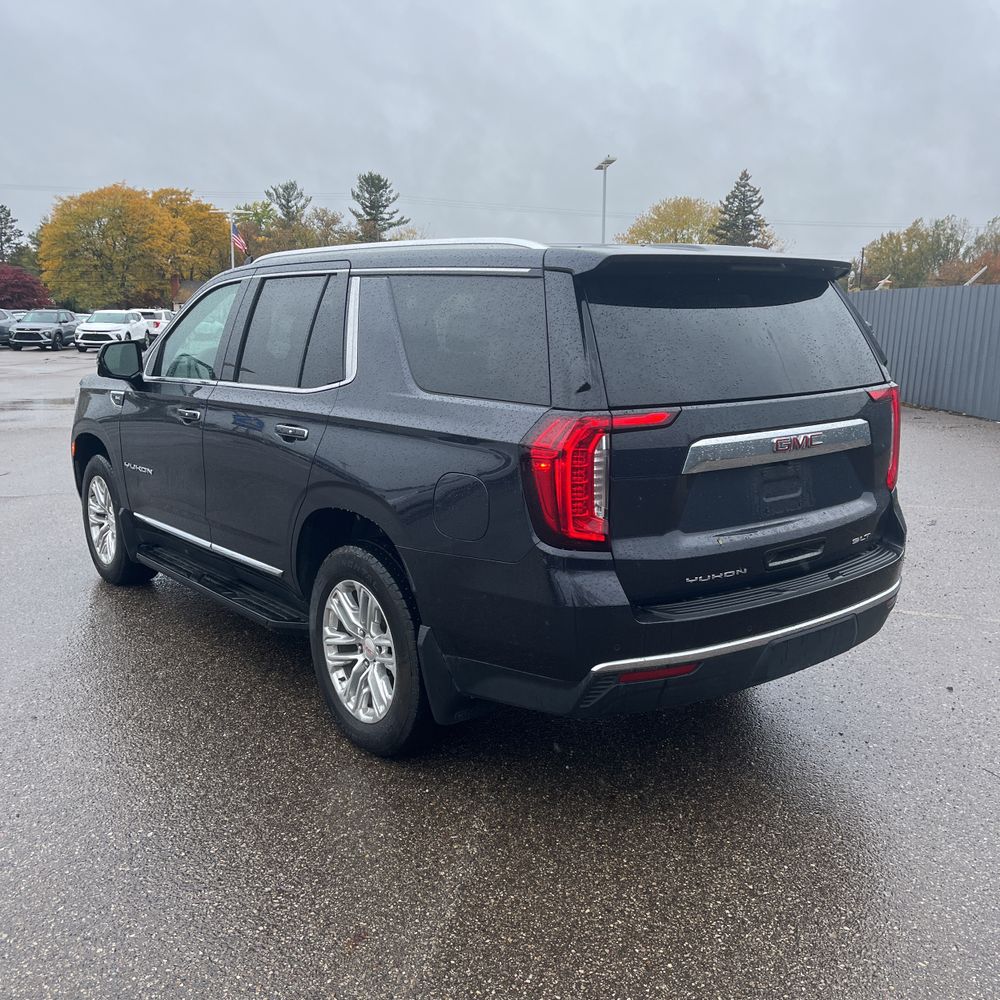 2024 GMC Yukon SLT
