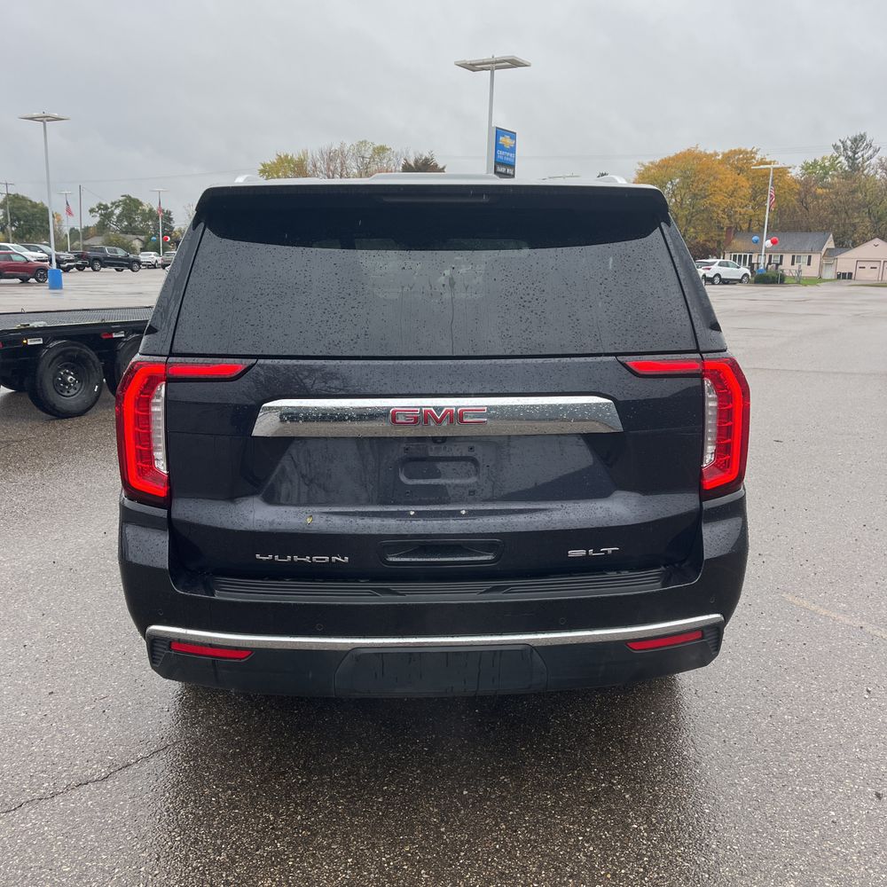 2024 GMC Yukon SLT