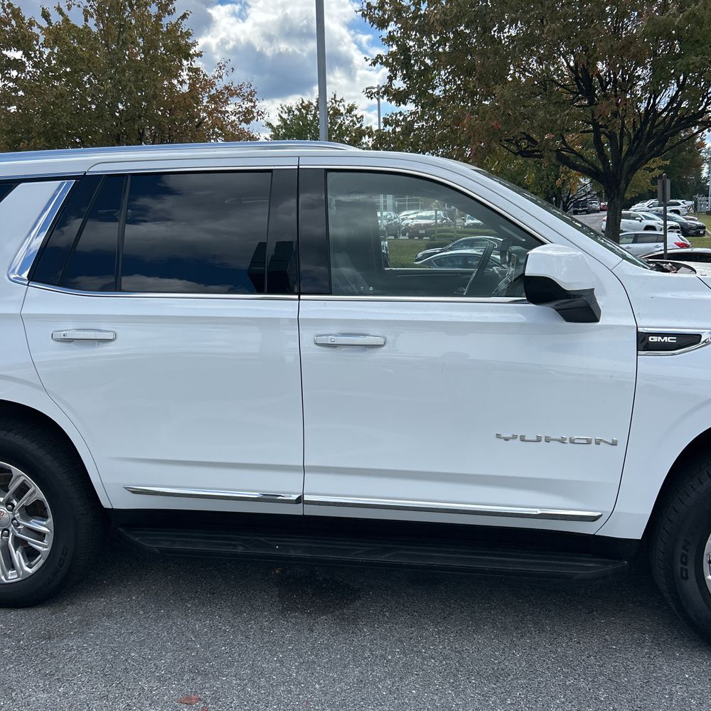 2024 GMC Yukon SLT