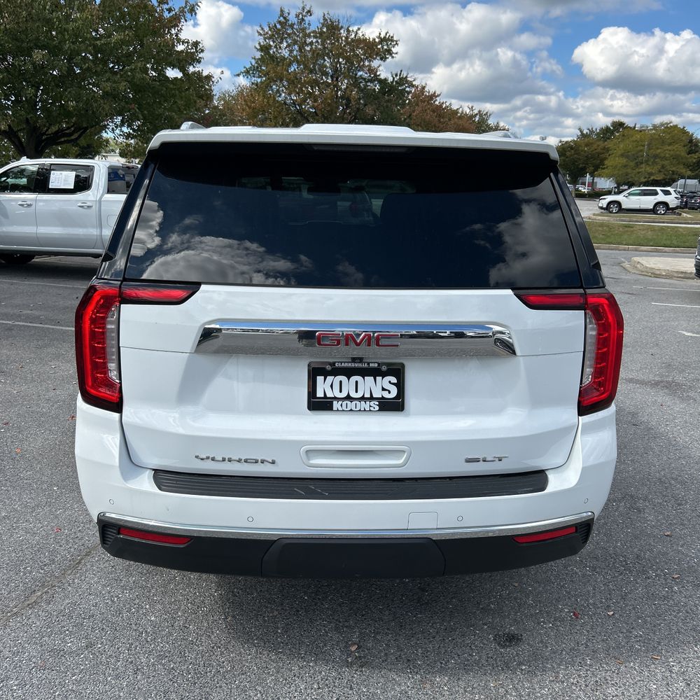 2024 GMC Yukon SLT