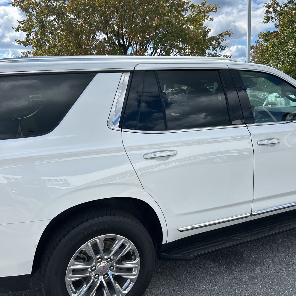 2024 GMC Yukon SLT