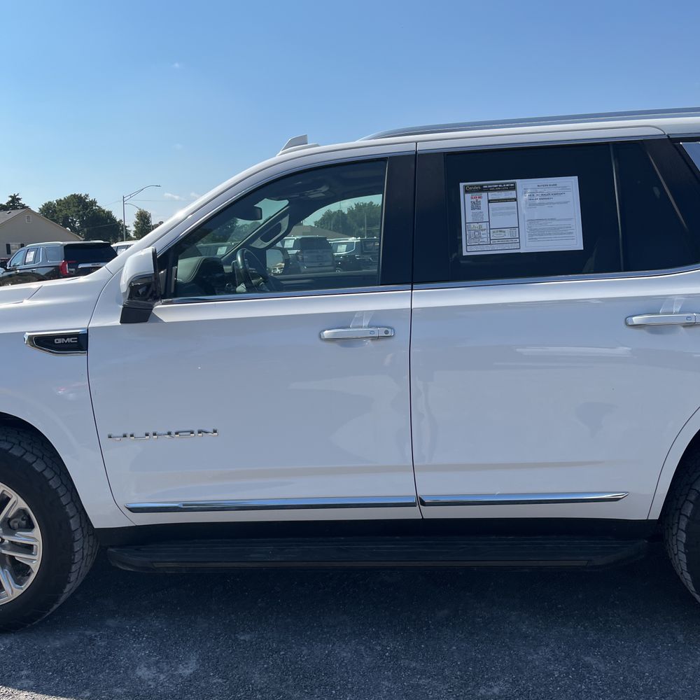 2021 GMC Yukon SLT