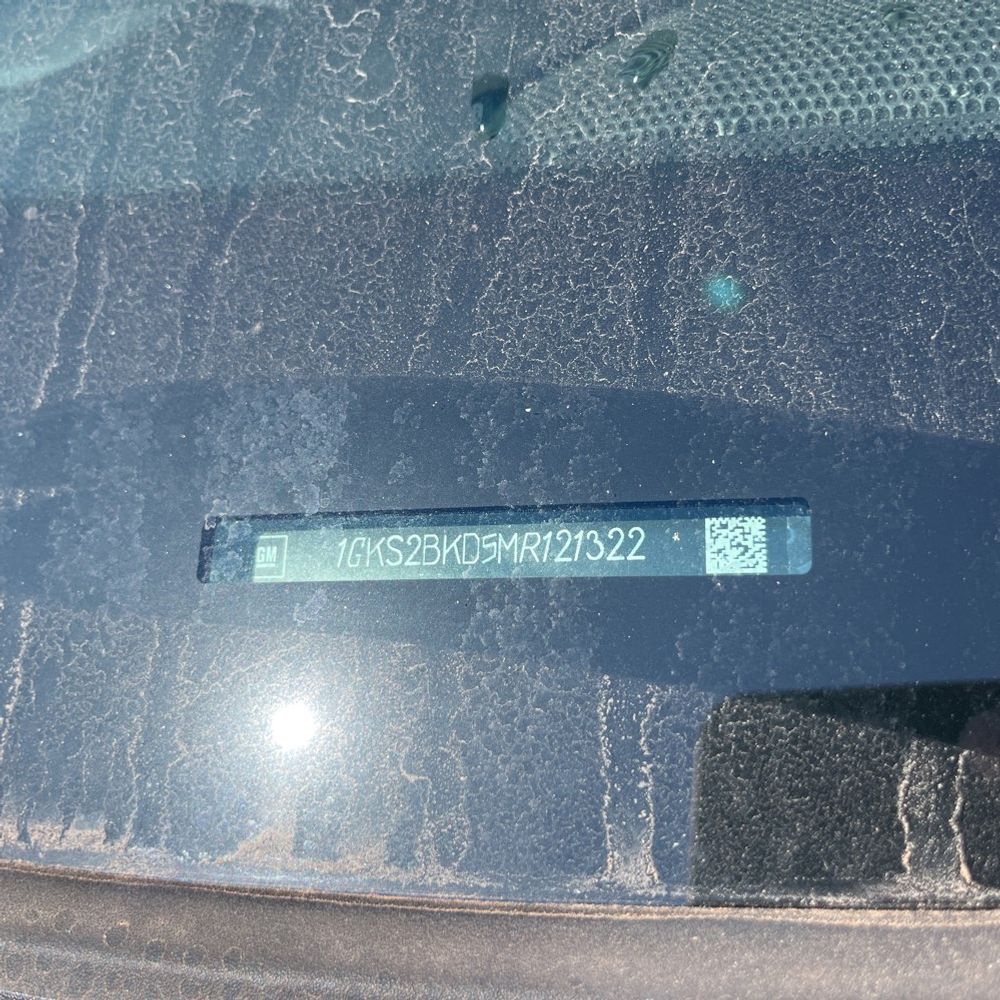 2021 GMC Yukon SLT