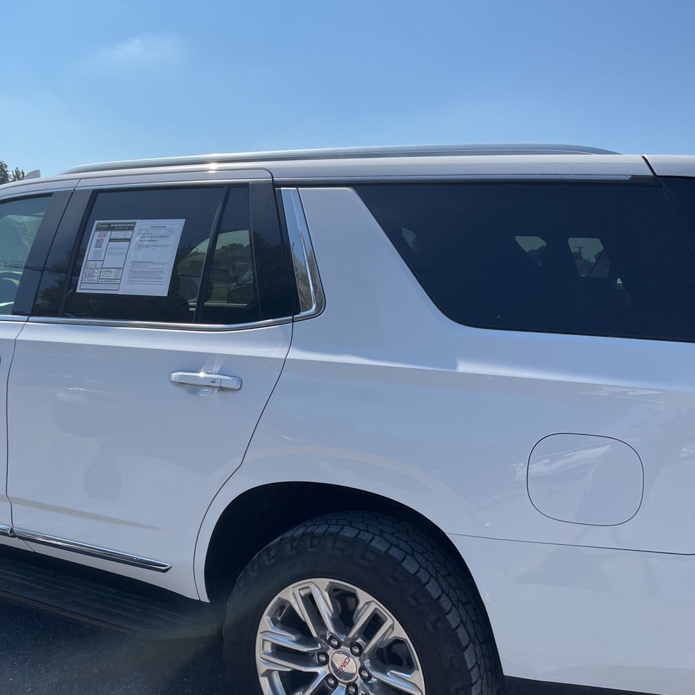 2021 GMC Yukon SLT