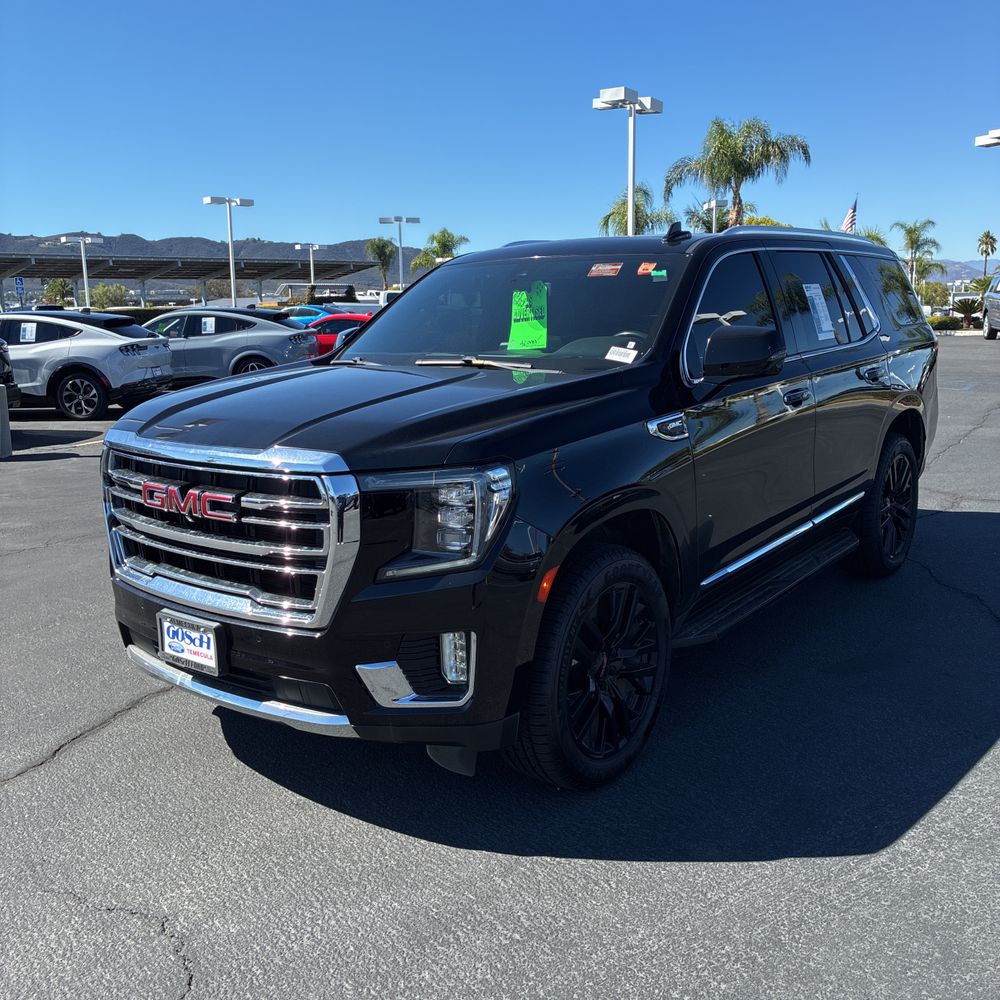 2022 GMC Yukon SLT