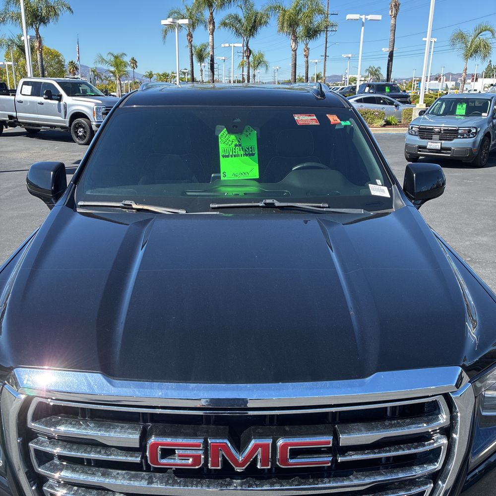 2022 GMC Yukon SLT