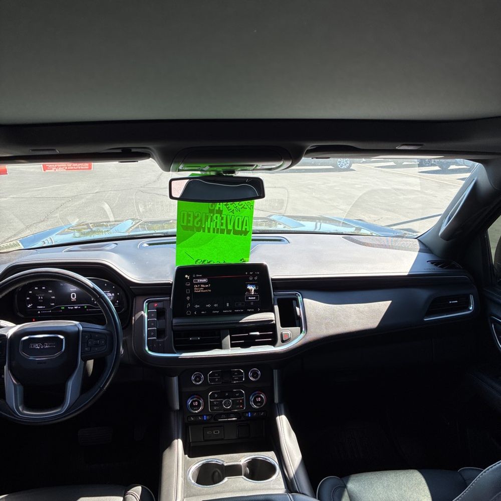 2022 GMC Yukon SLT