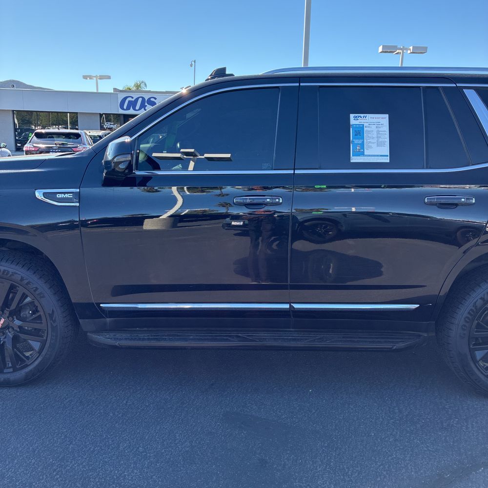 2022 GMC Yukon SLT