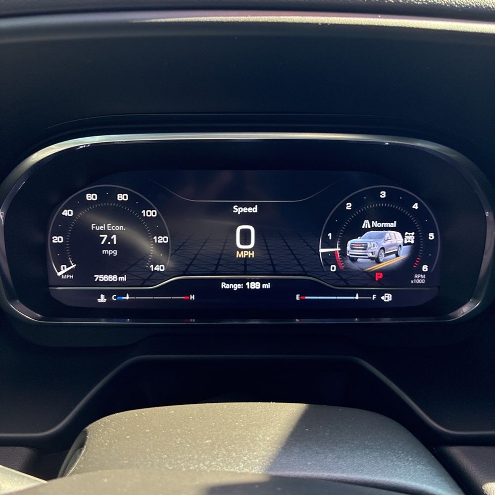 2022 GMC Yukon SLT