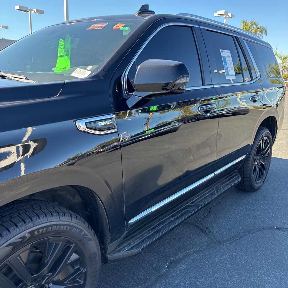 2022 GMC Yukon SLT