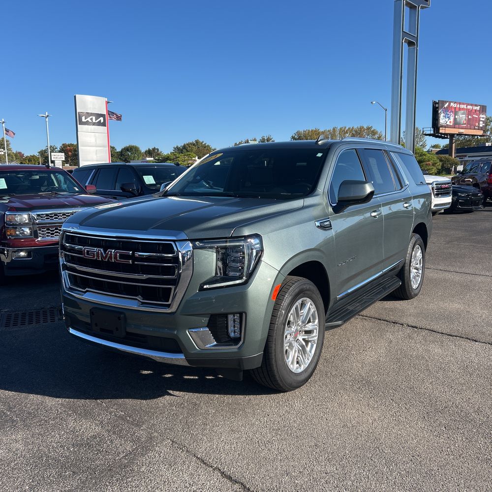 2024 GMC Yukon SLT