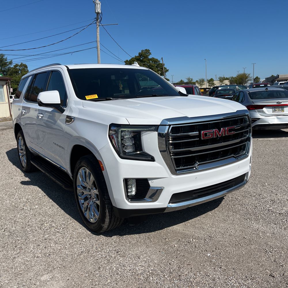 2022 GMC Yukon SLT