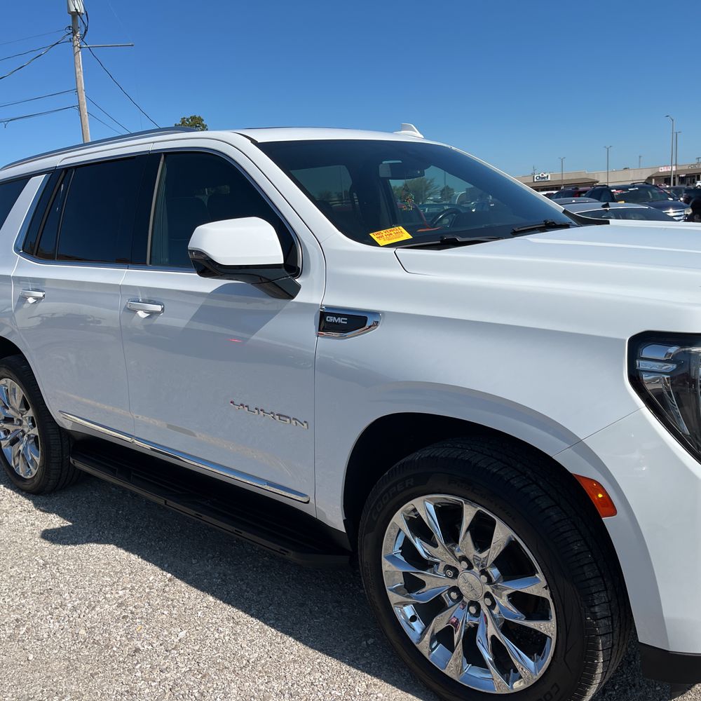 2022 GMC Yukon SLT