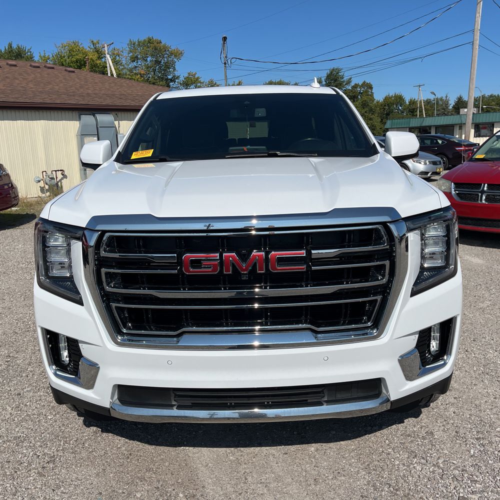 2022 GMC Yukon SLT