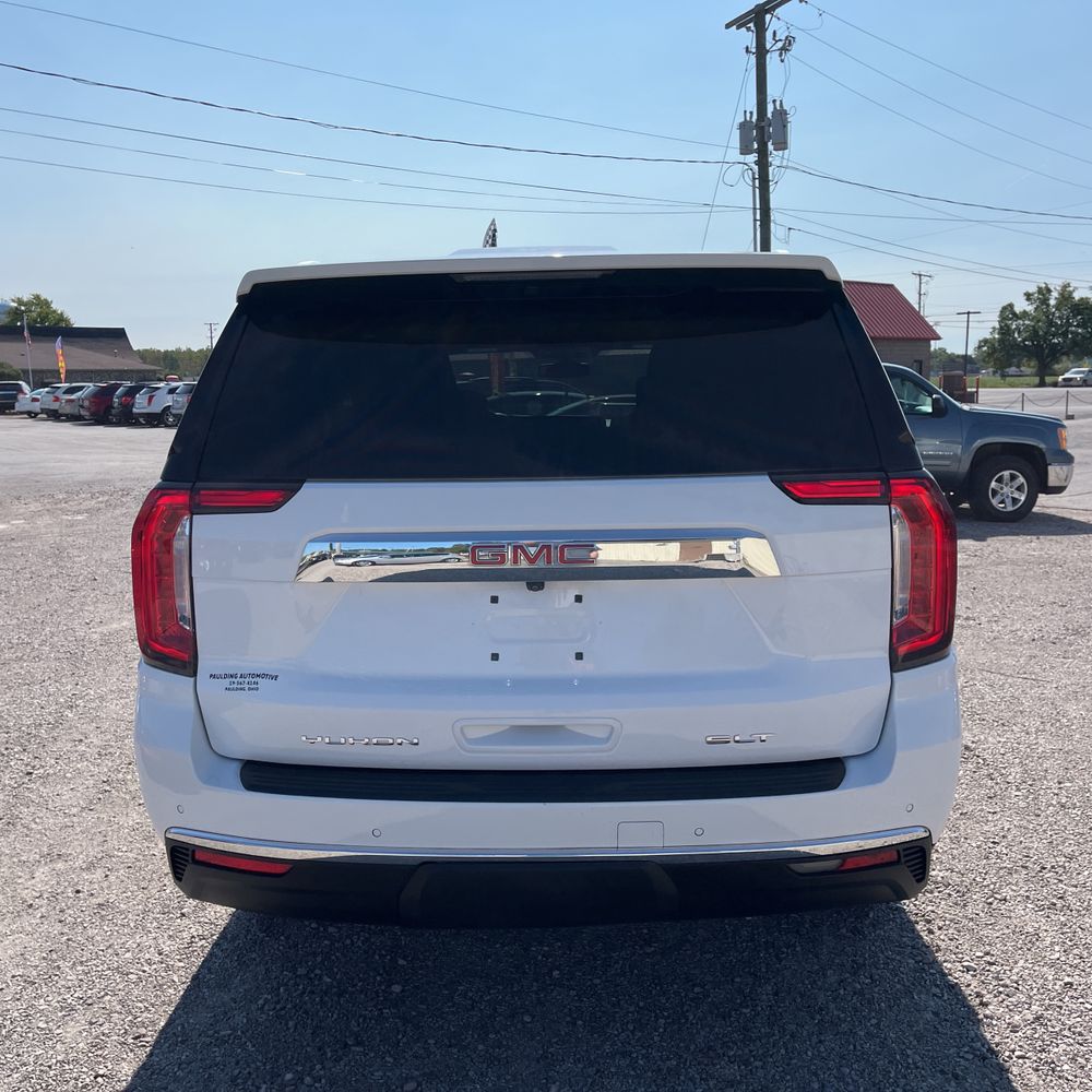 2022 GMC Yukon SLT