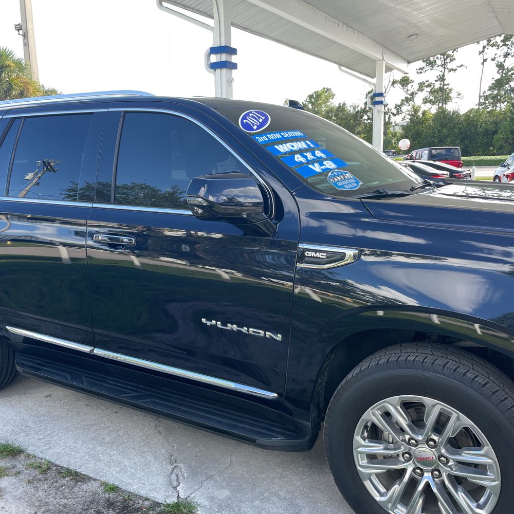 2021 GMC Yukon SLT