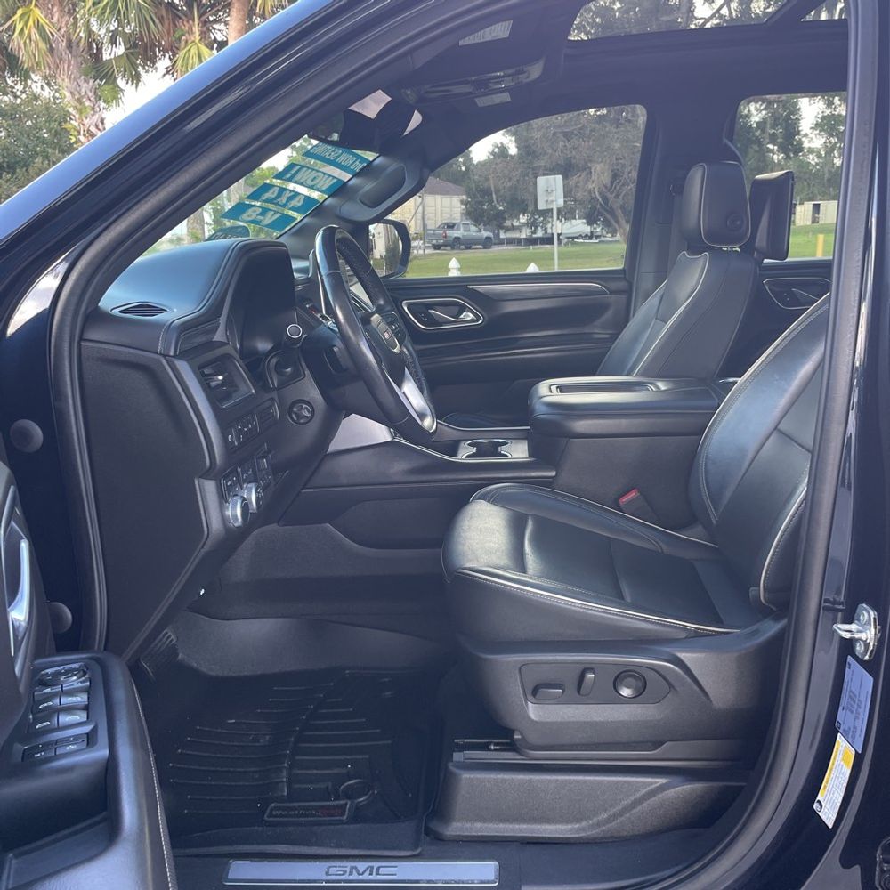 2021 GMC Yukon SLT