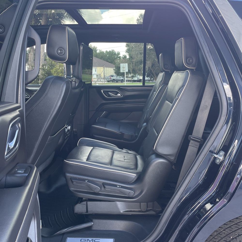 2021 GMC Yukon SLT