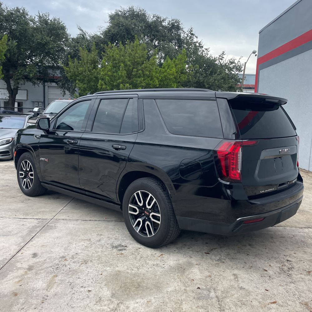 2021 GMC Yukon AT4
