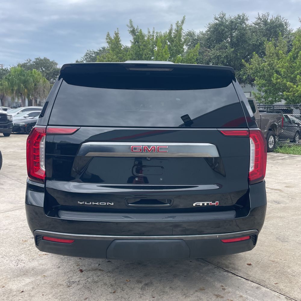 2021 GMC Yukon AT4