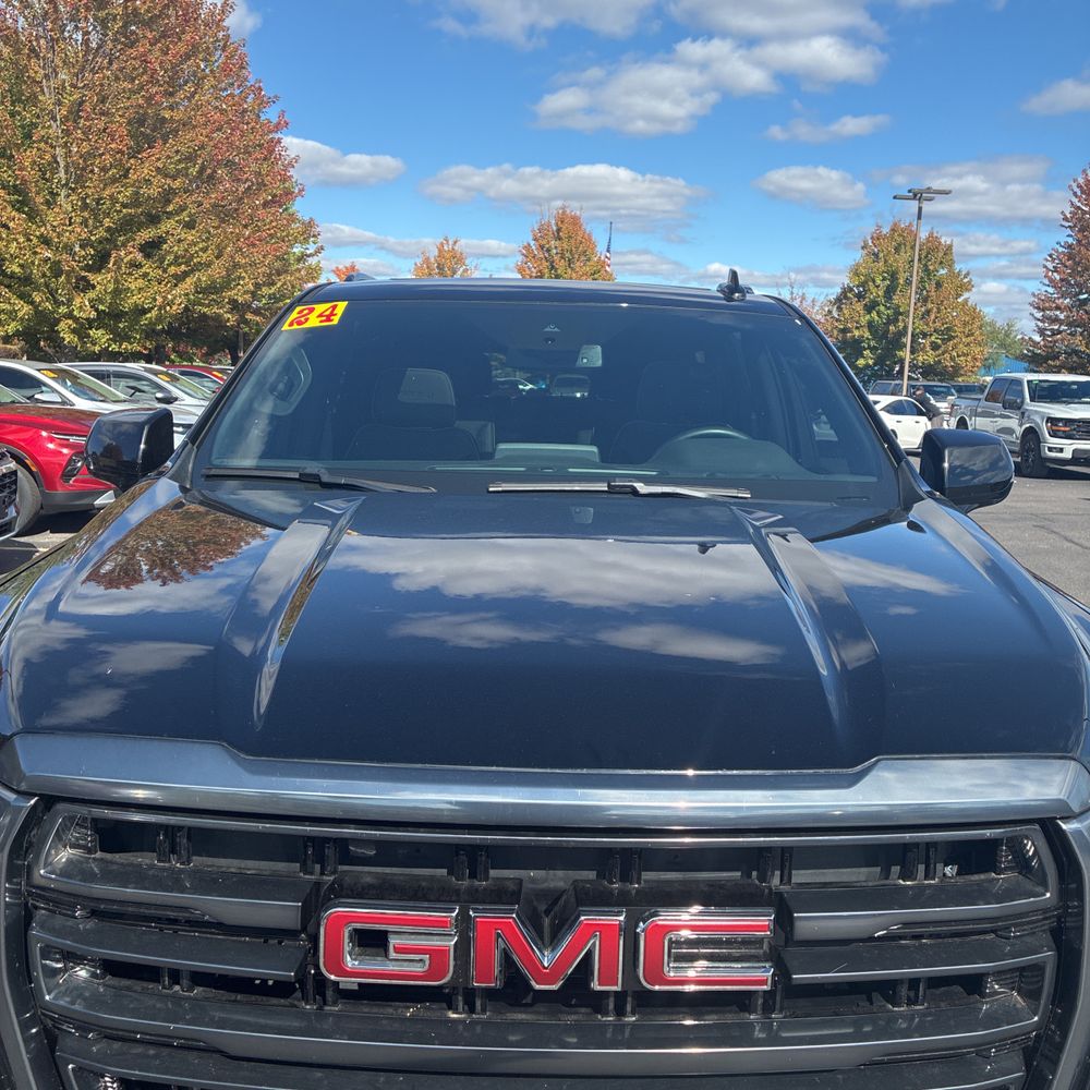 2024 GMC Yukon AT4
