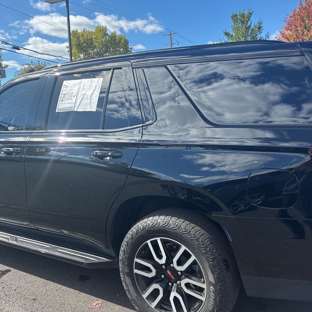 2024 GMC Yukon AT4