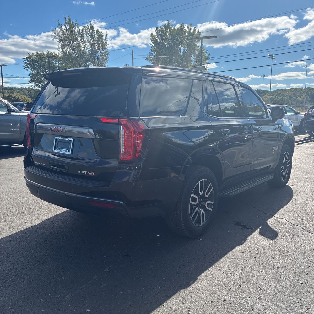 2024 GMC Yukon AT4