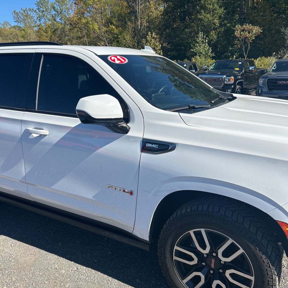 2021 GMC Yukon AT4