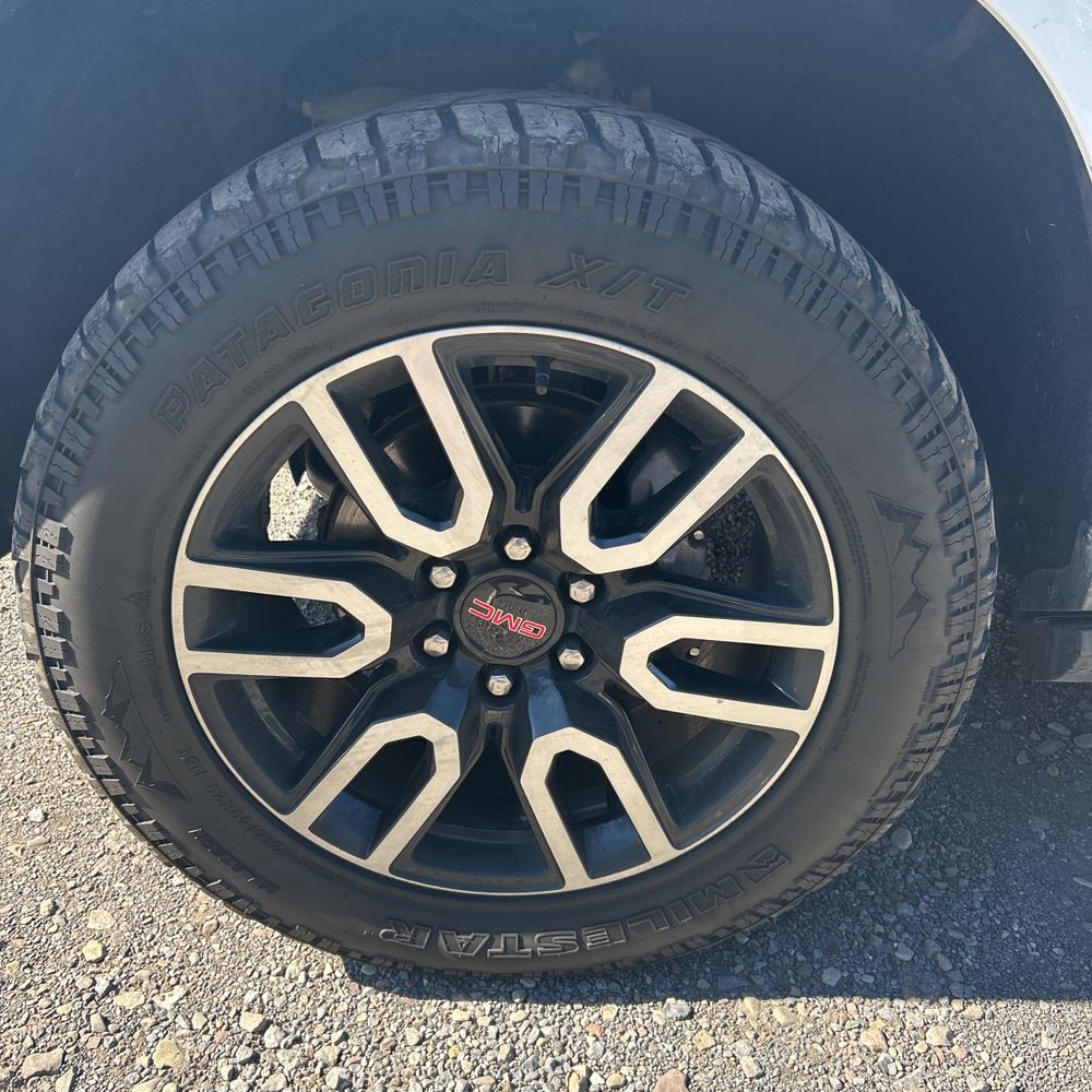 2021 GMC Yukon AT4