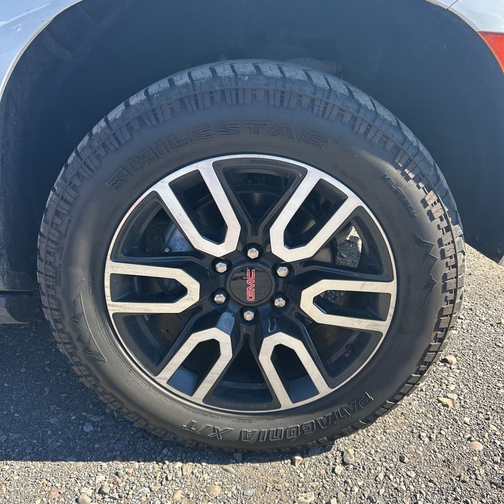2021 GMC Yukon AT4