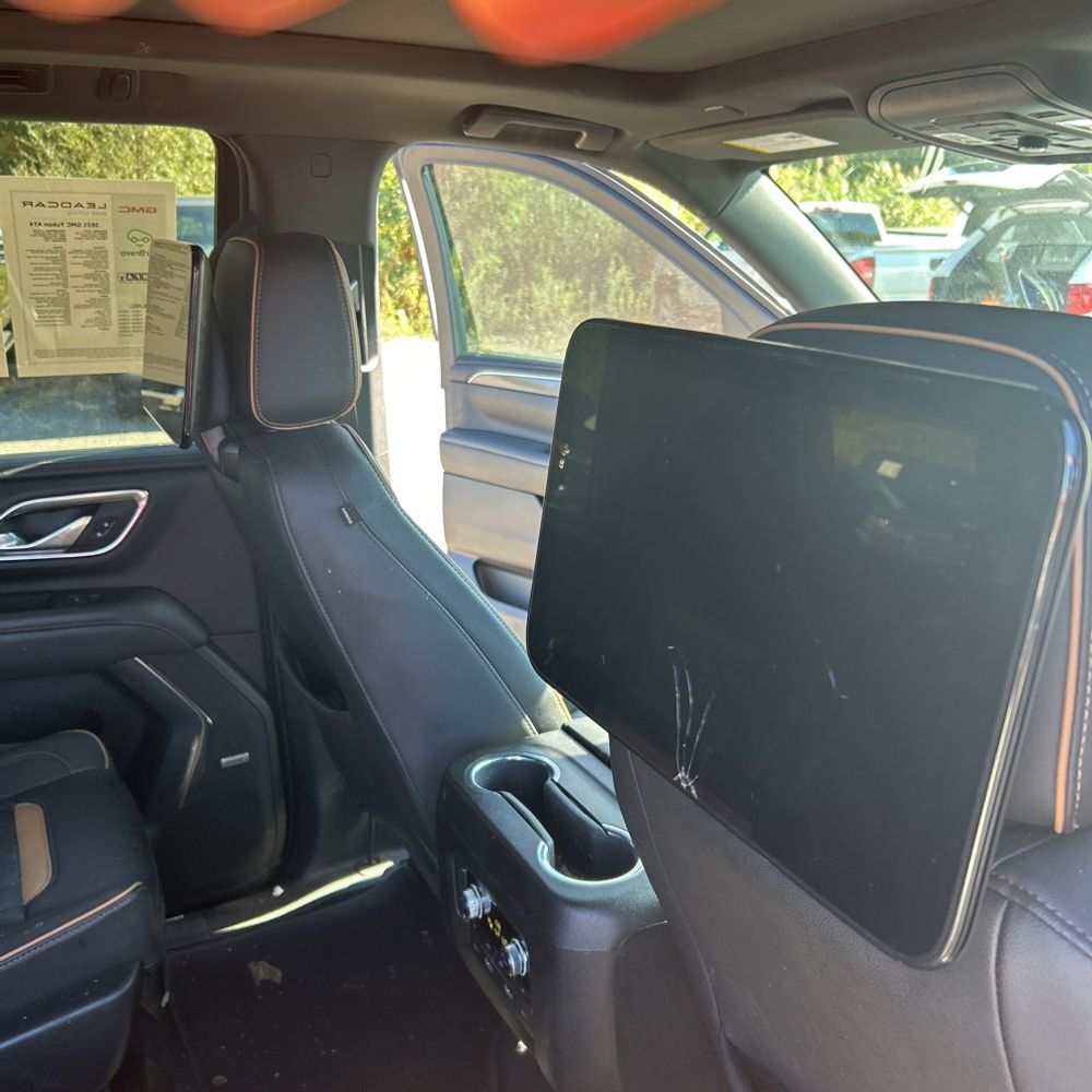 2021 GMC Yukon AT4