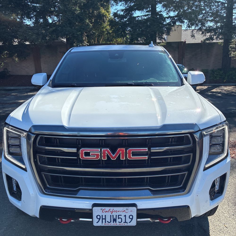 2023 GMC Yukon AT4