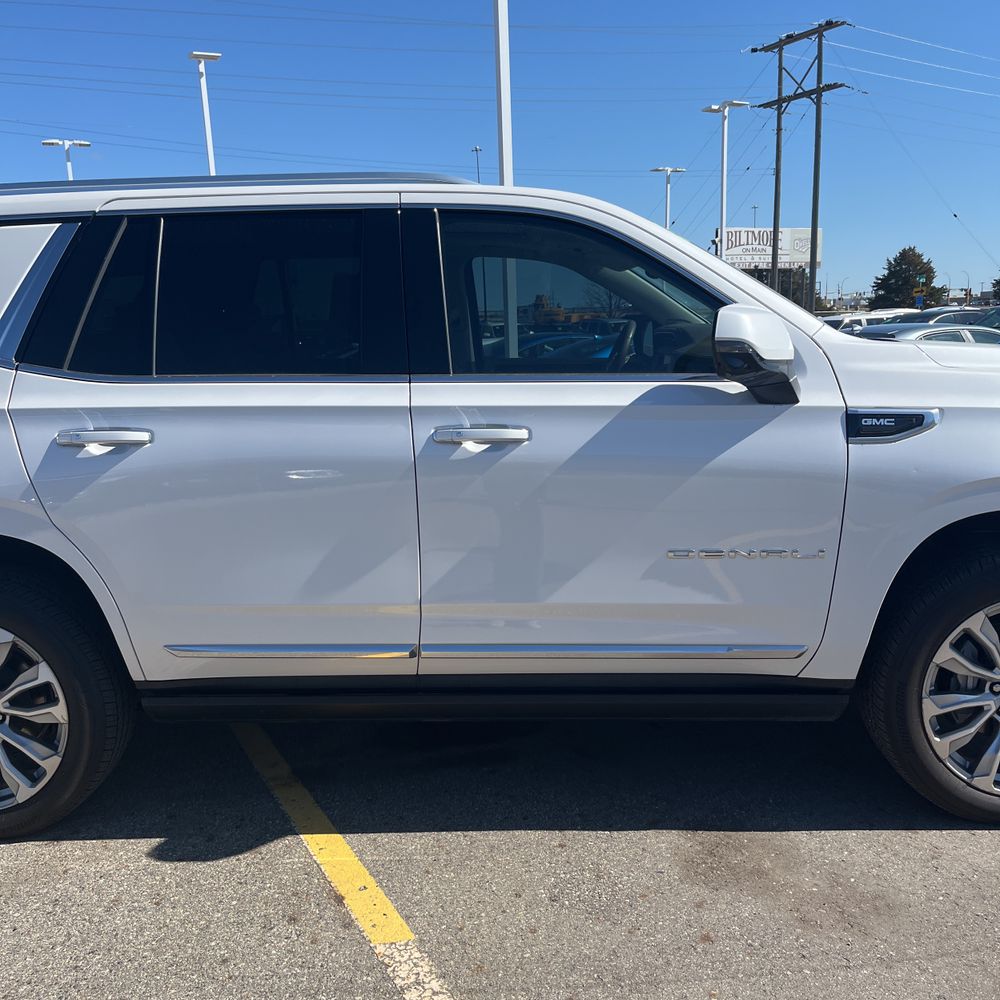 2023 GMC Yukon Denali