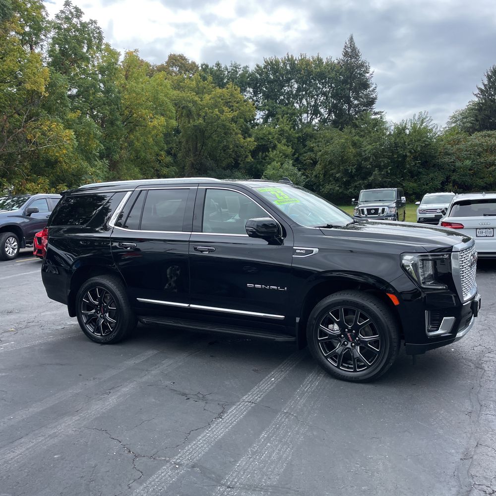 2023 GMC Yukon Denali