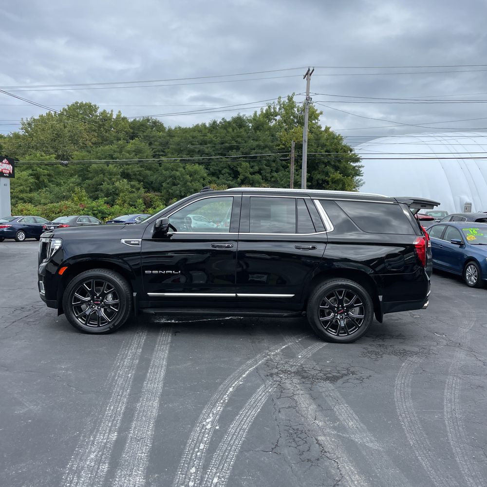 2023 GMC Yukon Denali